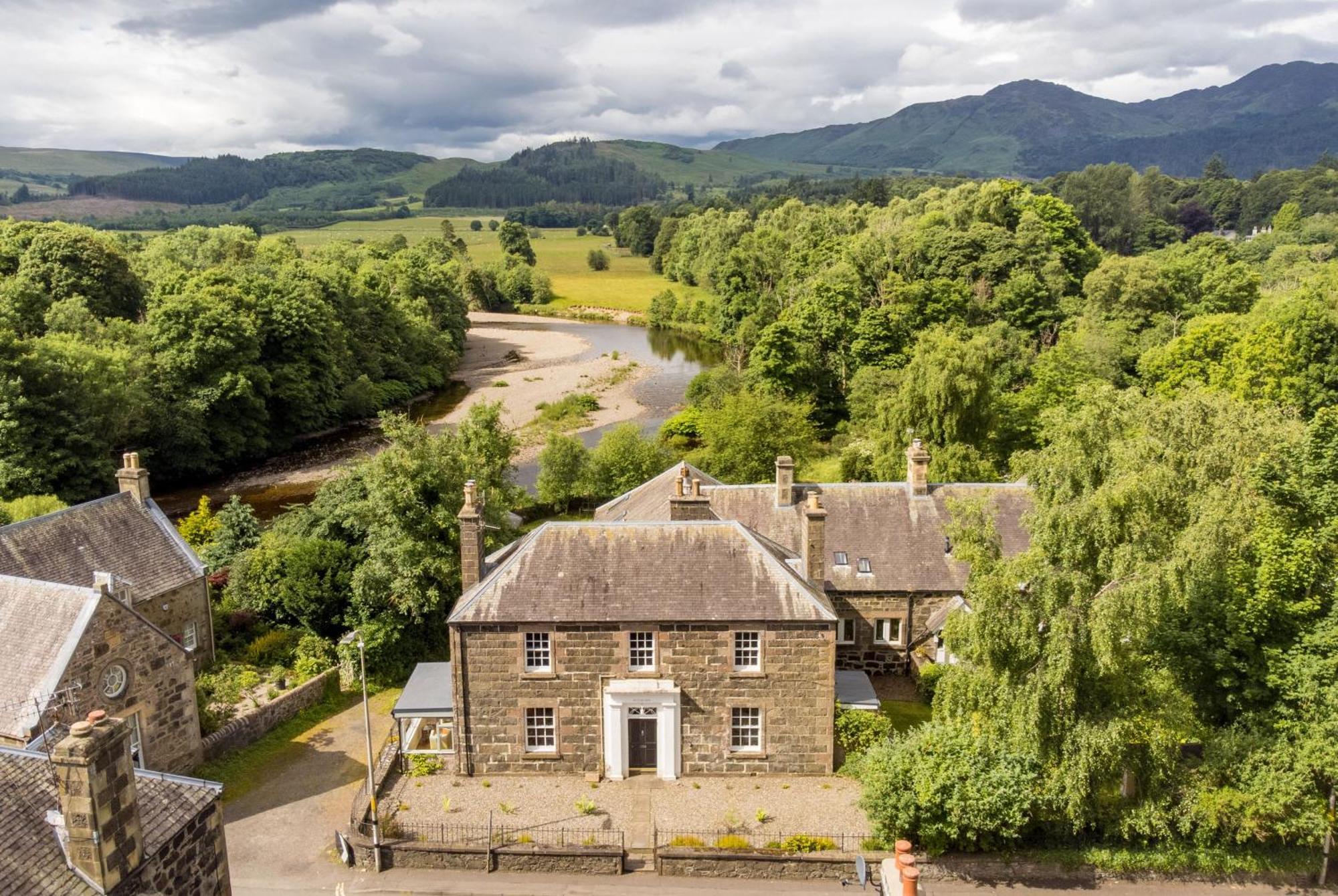 Comrie Old Schoolhouse Vila Exterior foto